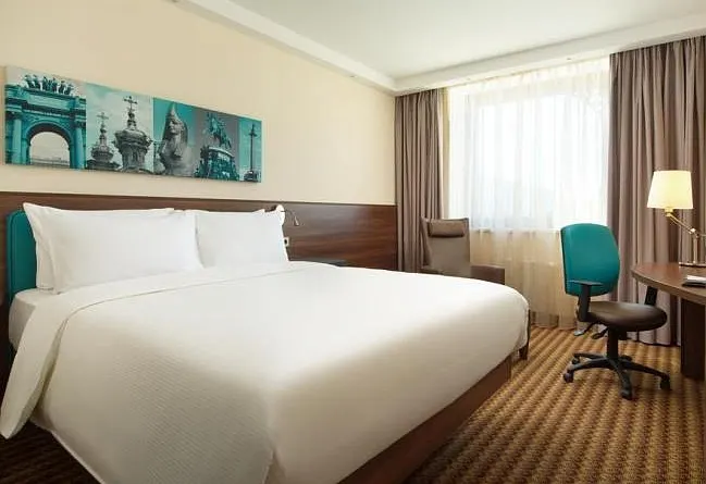 Первая Мебельная оборудовала мебелью Hilton Expoforum St. Petersburg
