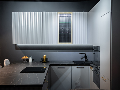 Образец с выставки Модель кухни Софт 